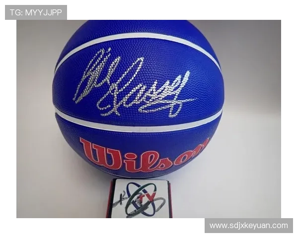 比尔拉塞尔的传奇人生与篮球精神在历史长河中的辉煌影响