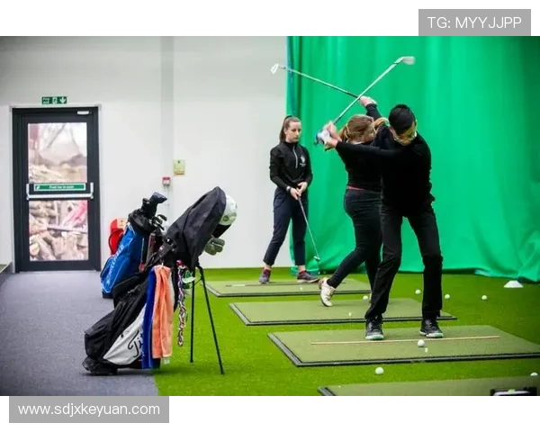 广州足球队在欧锦赛积分榜上以50分稳居第一名展现强劲实力