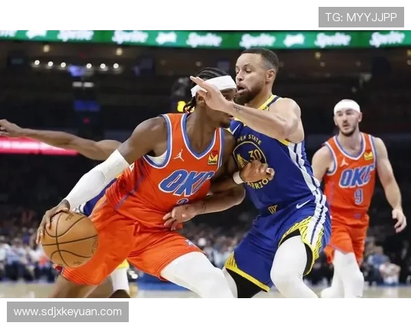 11月22日雷霆对阵勇士精彩直播全程回顾与赛后分析