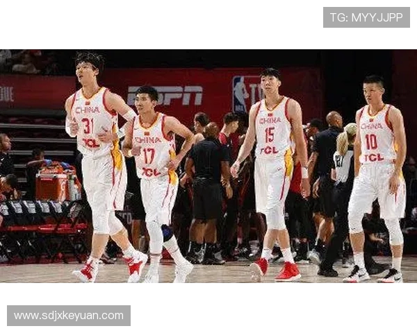 中国男篮精彩对决热火全场回顾与精彩瞬间分析